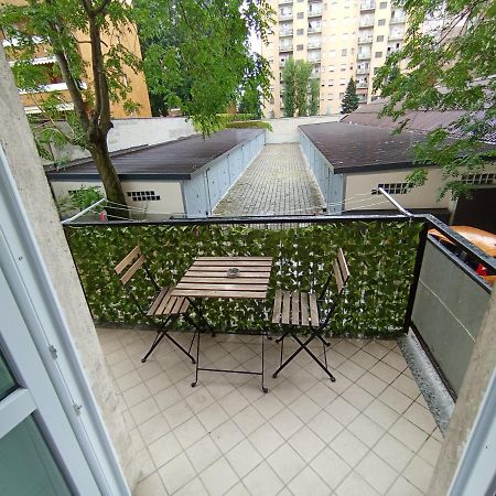 Apartament Famagosta Milano Apartamento Exterior foto