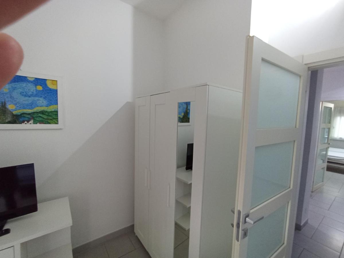 Apartament Famagosta Milano Apartamento Exterior foto