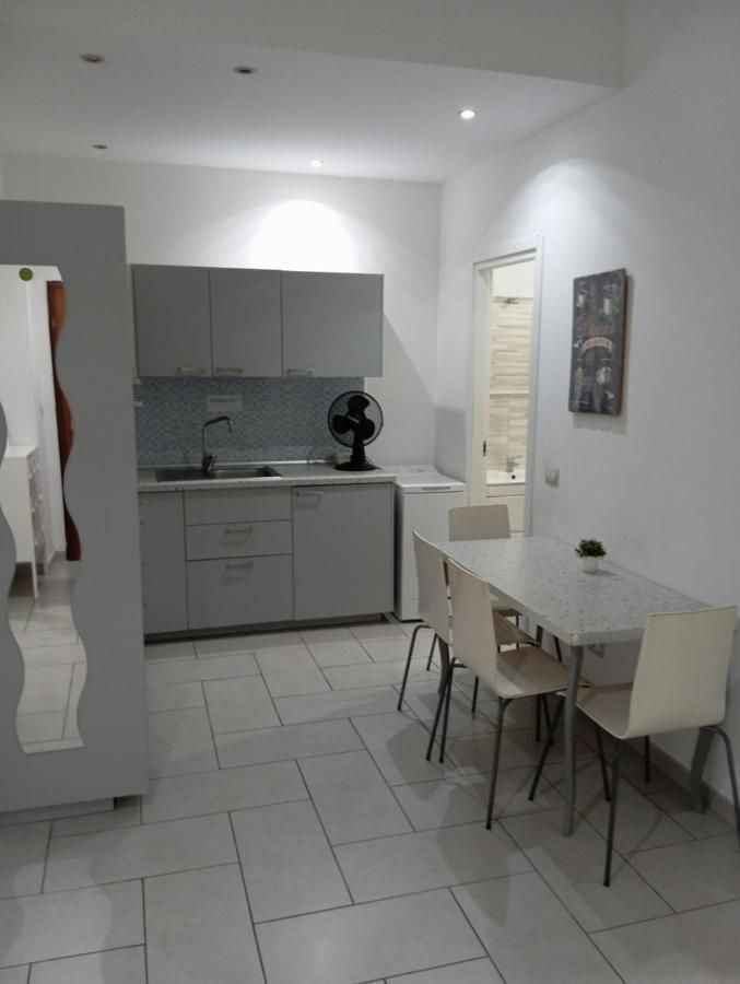 Apartament Famagosta Milano Apartamento Exterior foto